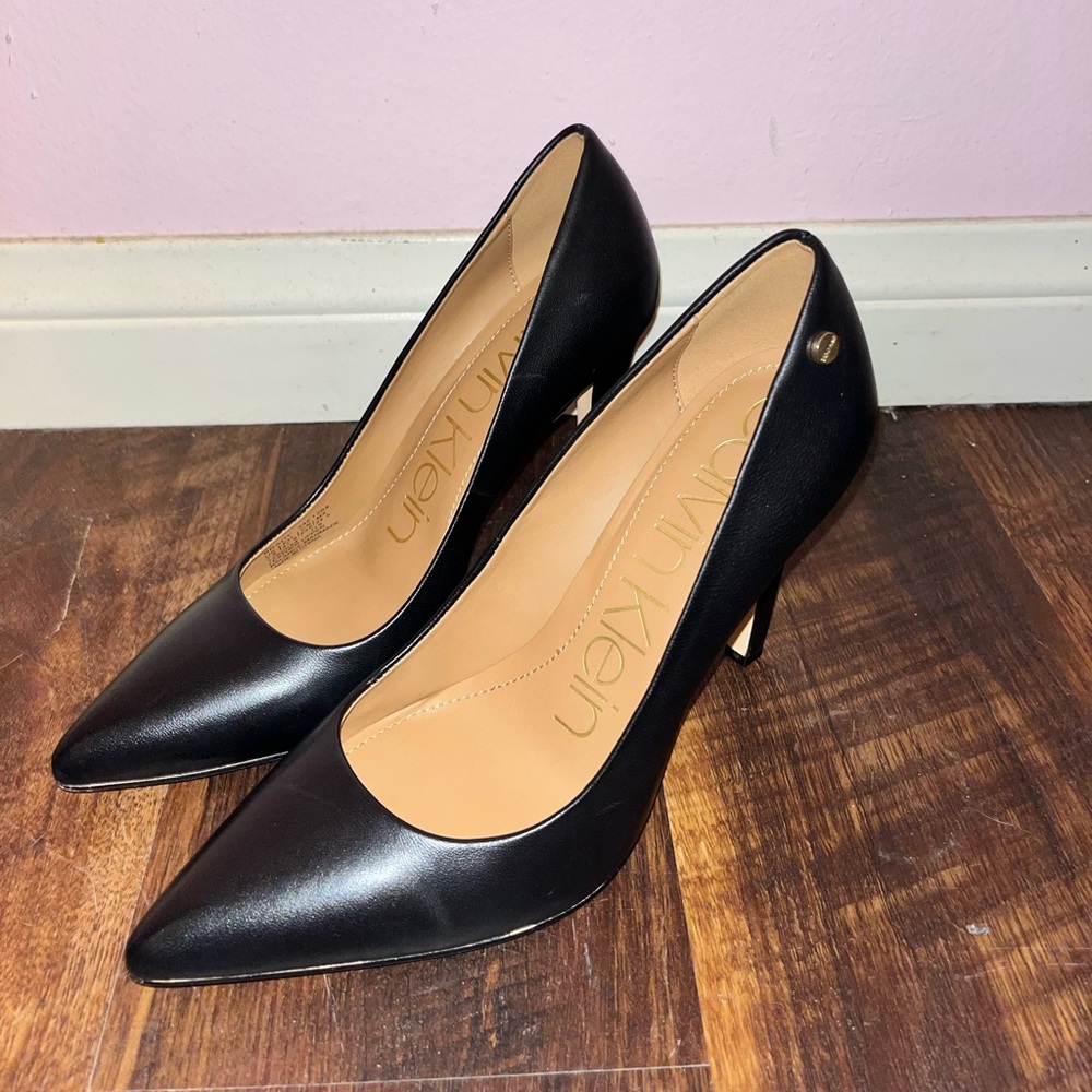 Calvin Klein Black Smooth Pumps